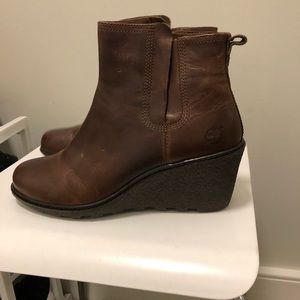 Woman’s timberland new waterproof leather boots 8